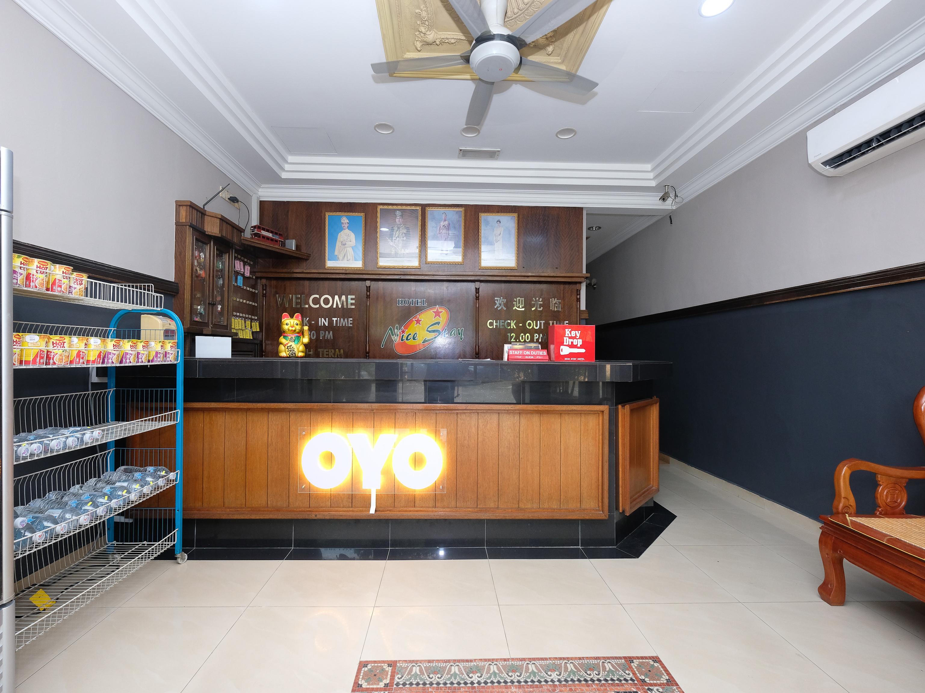 Oyo 1190 Nice Stay Hotel Raub Exterior foto